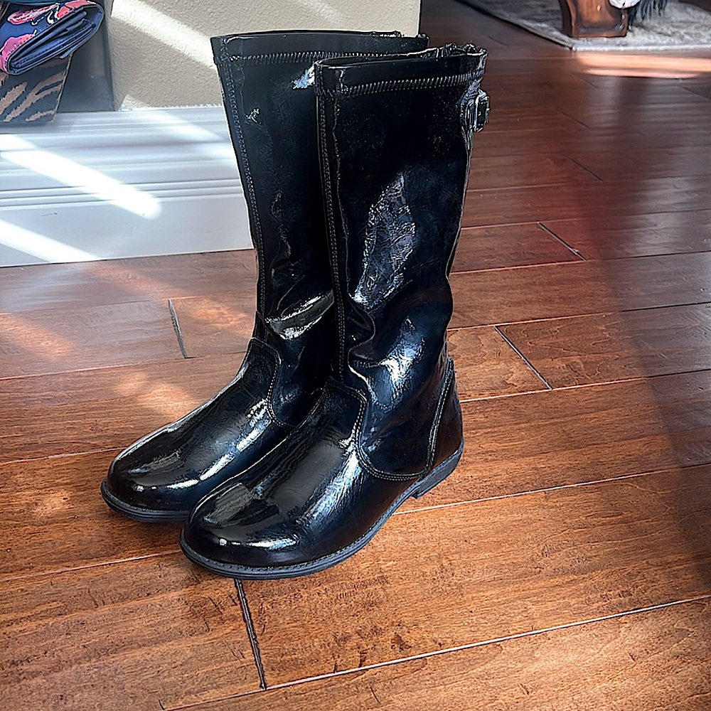 Leather/ Latex material boots